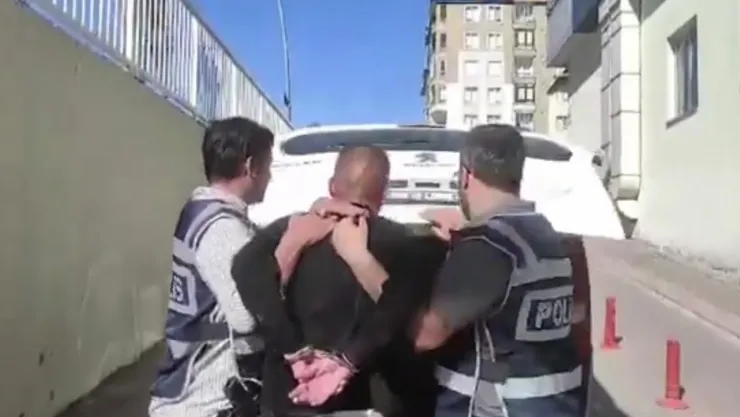 15 farklı suçtan aranan şahıs yakalandı