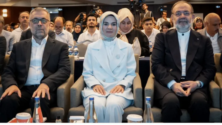 19.Anadolu Buluşması'nda konuşan Bakan Göktaş: 'Ailemiz Geleceğimizdir'