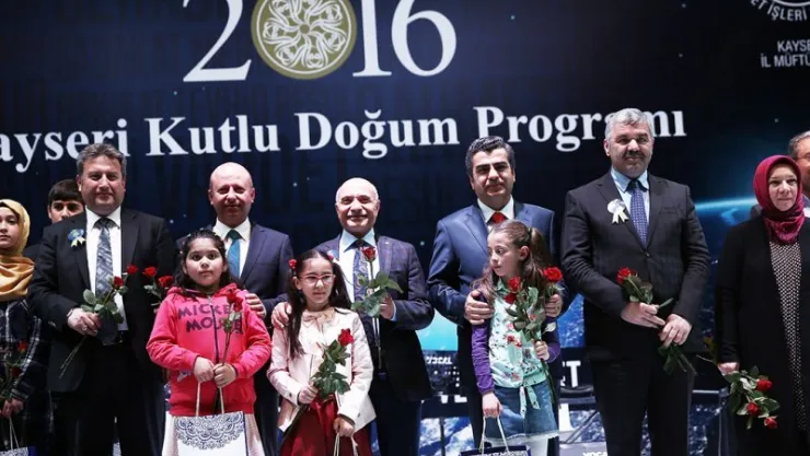 'Kutlu Doğum'a görkemli gece