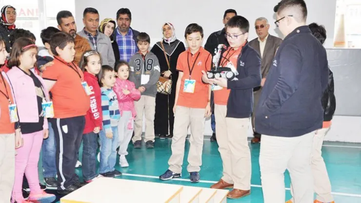 Atlas Koleji'nde Bilim ve Sanat Şenliği