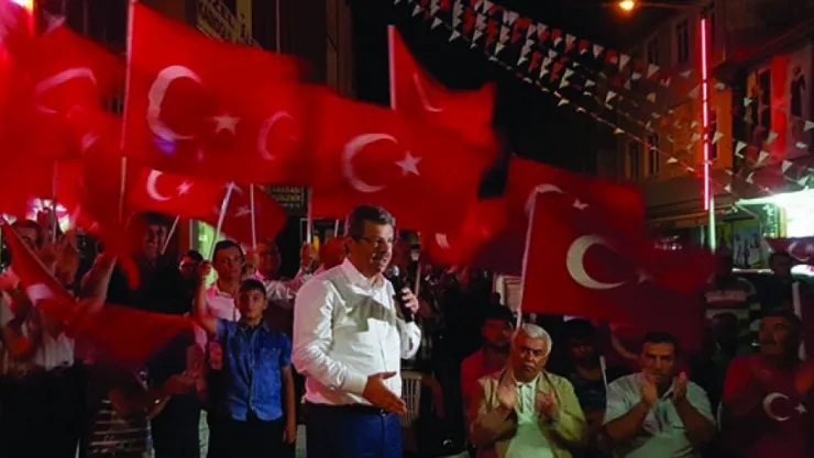 Demokrasi nöbetine ilgi çeken destek Kayseri Şeker çiftçilerinden geldi