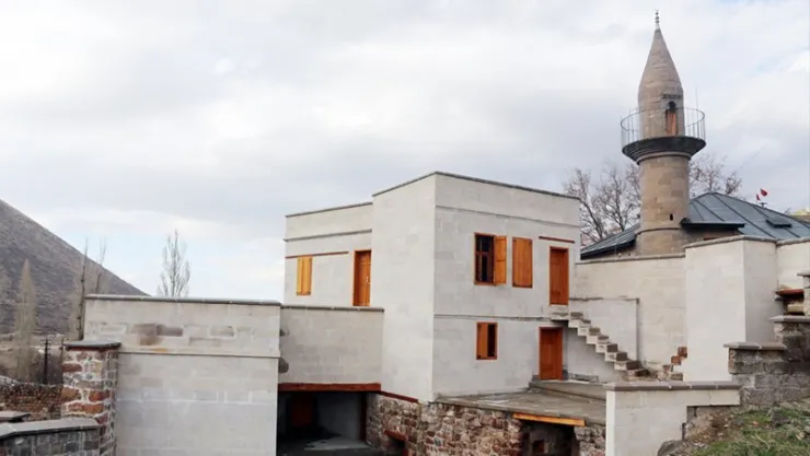 Talas'ın tarihi envanteri korunuyor