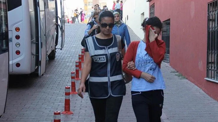 60 öğretmen 35 yönetici hakim karşısında