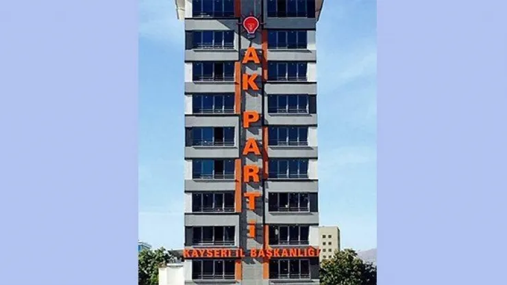 AK Parti taşınıyor
