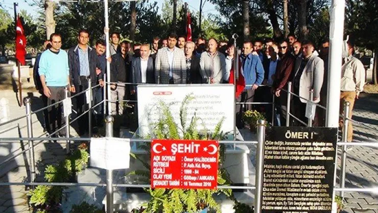 Hizmet-İş'ten şehit Halisdemir'e vefa