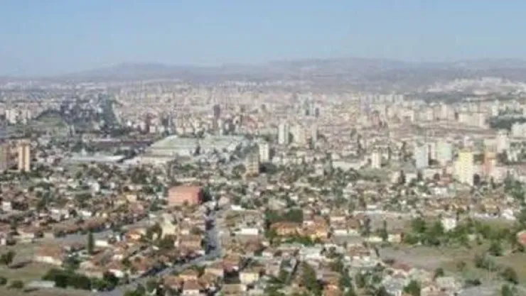 Seyrani Mahallesi'nde kentsel dönüşüm kapsamında ikinci yıkım gerçekleştirildi