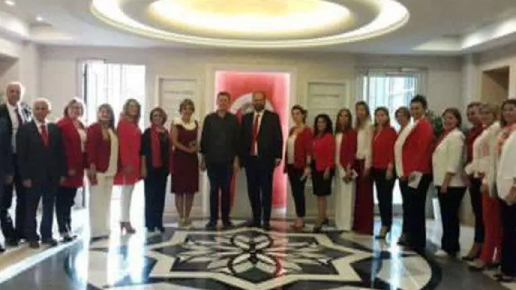 Bilfen yine zirvede
