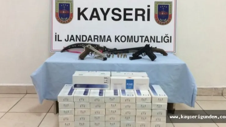 Jandarma'dan kaçak sigara ve silah operasyonu