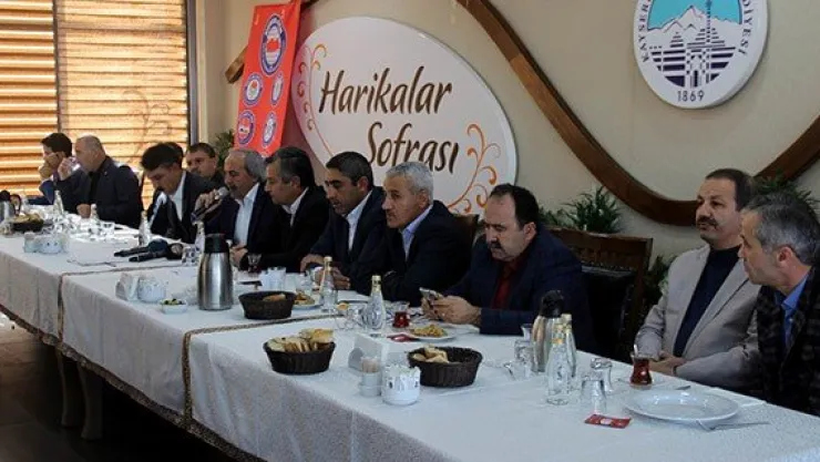 Memur-Sen'liler ibadet şuuruyla çalışıyor