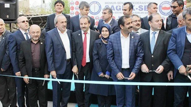 Sağlık-Sen yeni hizmet binasını açtı