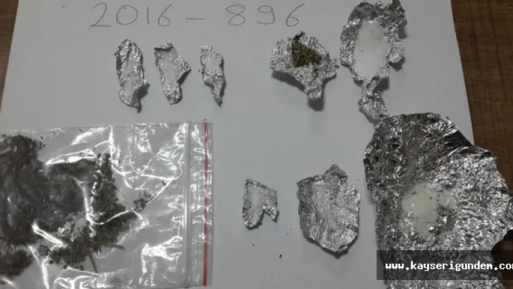 Uyuşturucu satıcısı 5 kişi yakalandı