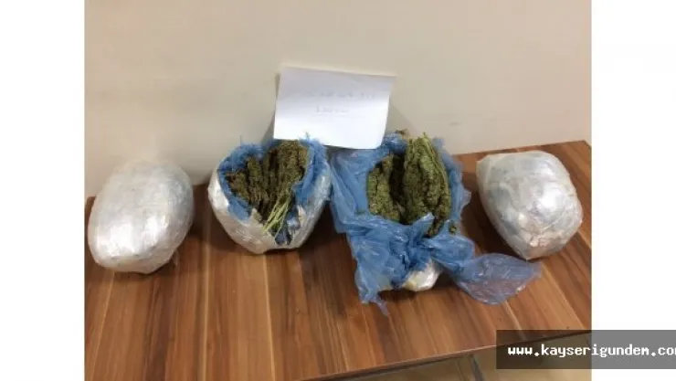 Yol uygulamasında esrar ele geçirildi