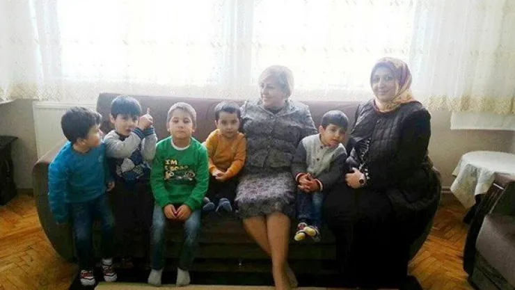 Hanım Kamçı ve Çelik 'Koruyucu Aile'yi ziyaret etti