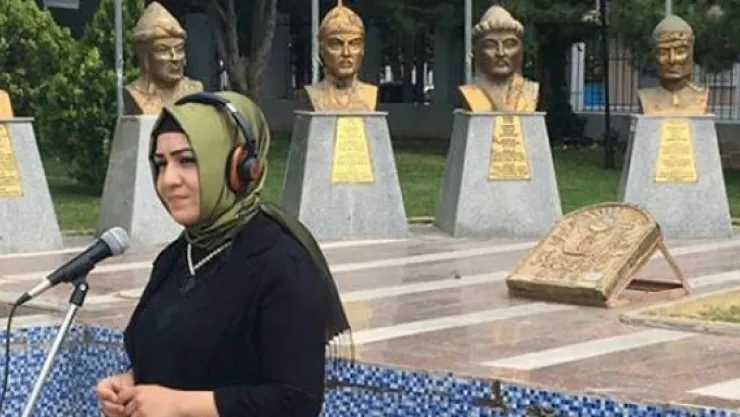 Ertaş'ın yaşadığı alanlarda türkülerini seslendirdiler