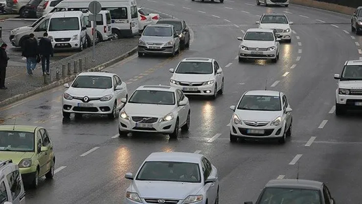 Trafiğe kayıtlı araç sayısı arttı