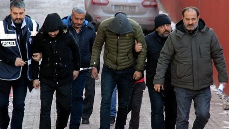 Gasp ve işkence iddiasıyla 4 kişi yakalandı