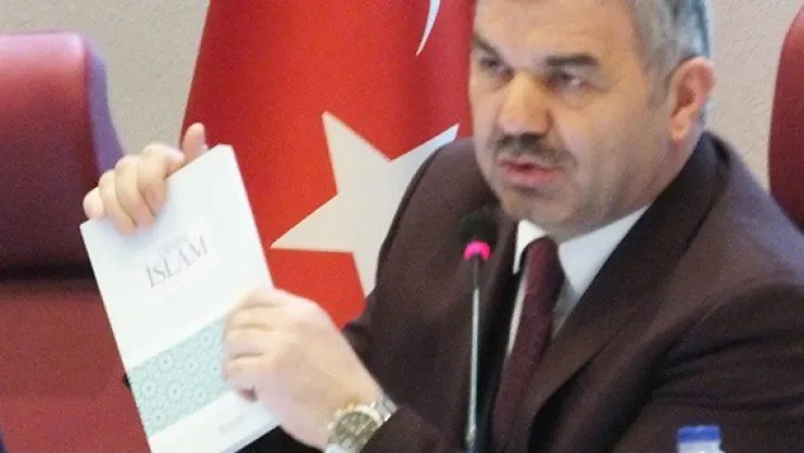 Okullarda 'Dinim İslam' adlı kitap dağıtılacak