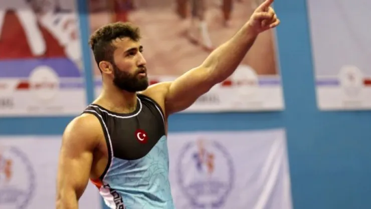 Güreşçiler uluslararası müsabakaya damga vurdu