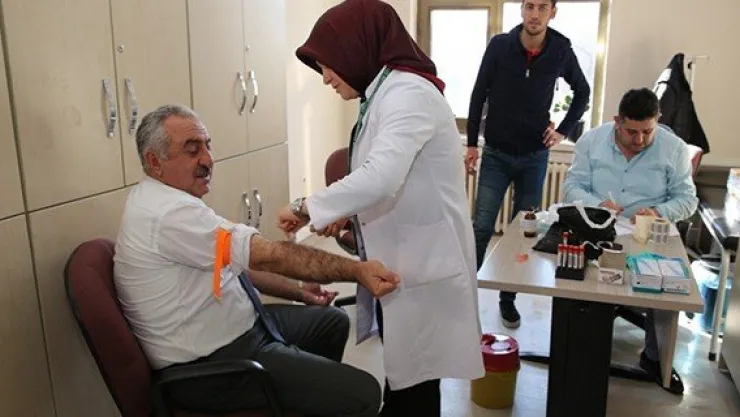 Melikgazi Belediyesi çalışanları sağlık taramasında