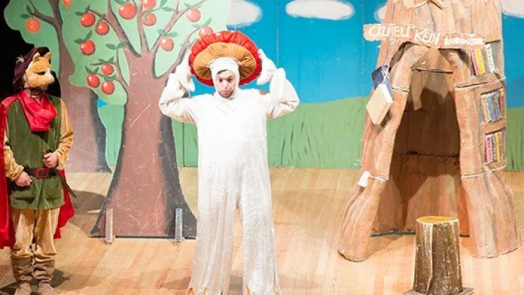 'Çizmeli kedi' Kayseri'de sahnelendi