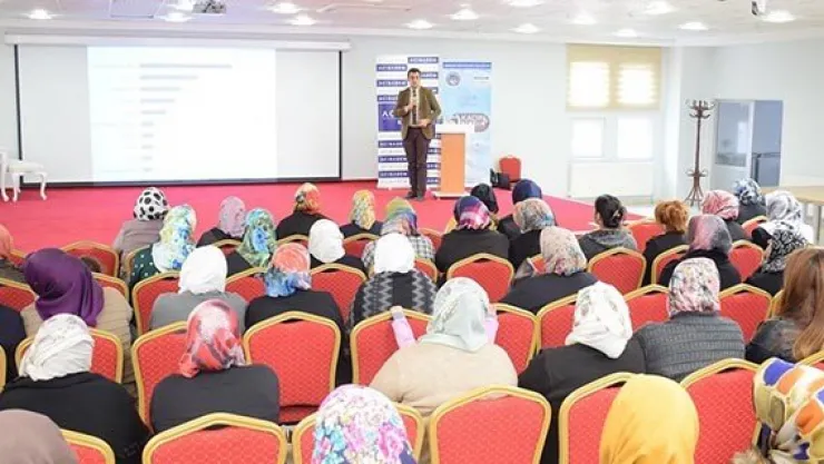 İlçelerde kanserden korunma yolları anlatıldı