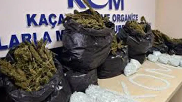 Kayseri'de uyuşturucu operasyonu: 3 gözaltı