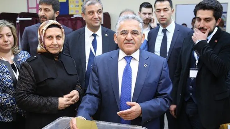 Melikgazi İlçesi EVET 'te % 68.6 ile Türkiye'de üçüncü