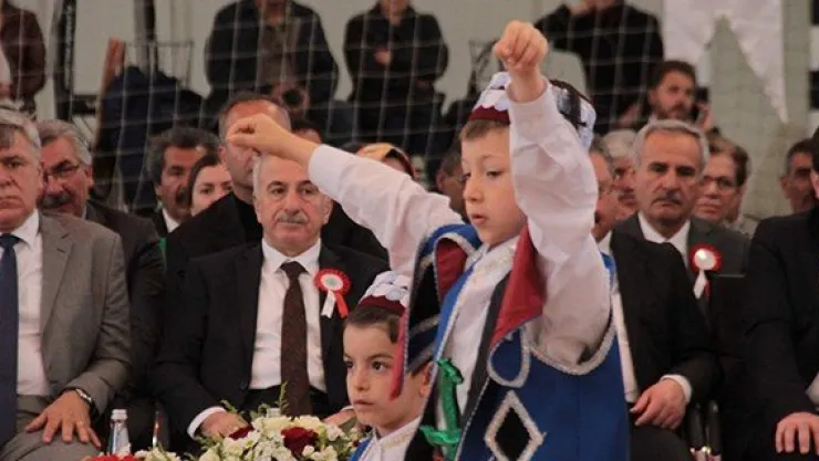 Suriyeli çocukların 23 Nisan coşkusu