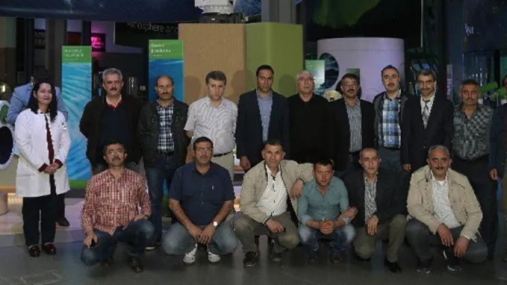 Bayburtlu eğitimciler Bilim Merkezini gezdi