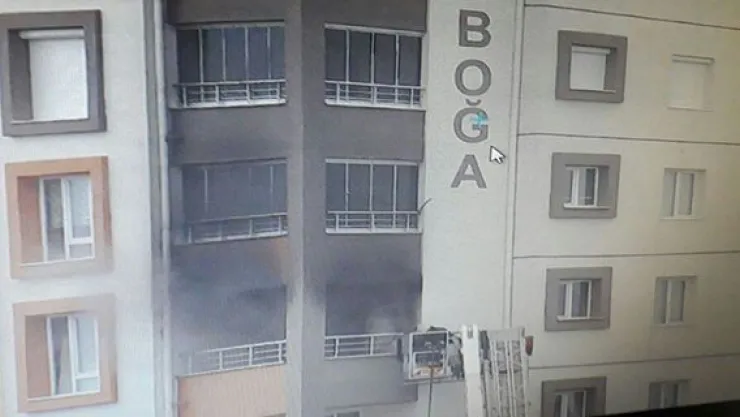 Binada çıkan yangın korku dolu anların yaşanmasına neden oldu
