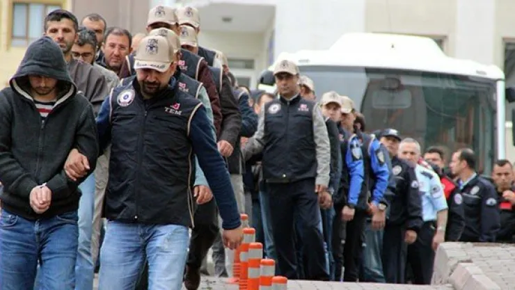 Bylock'çu 22 eski polis adliyeye sevk edildi