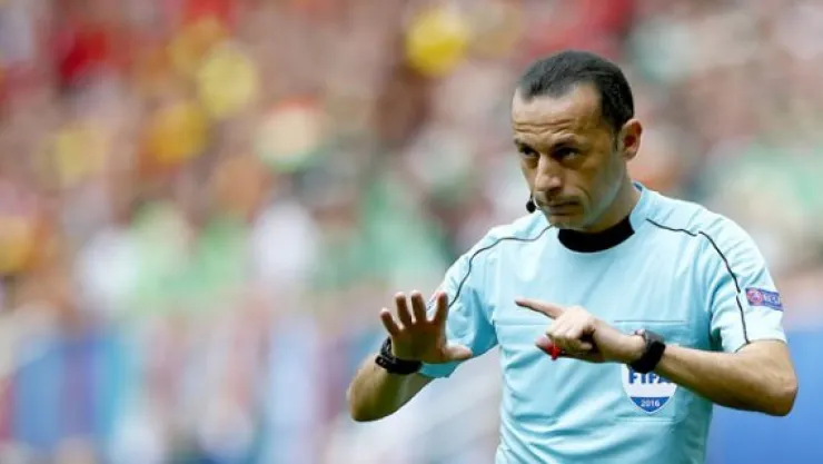 Cüneyt Çakır Güney Kore-Arjantin maçını yönetecek