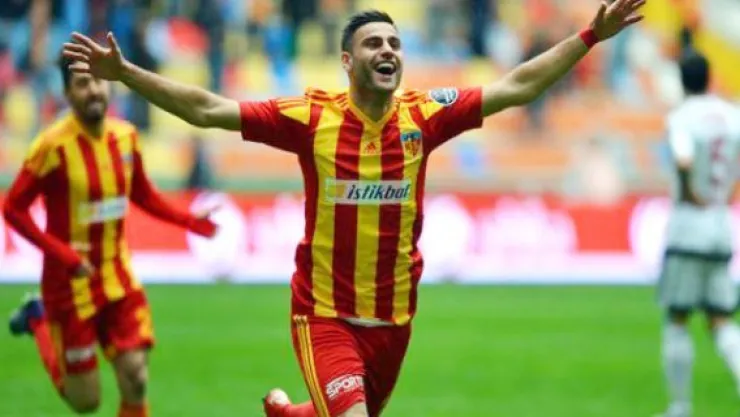 Deniz Türüç'ten &quotdouble-double"!