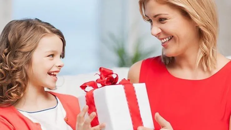 En fazla hediye anneye