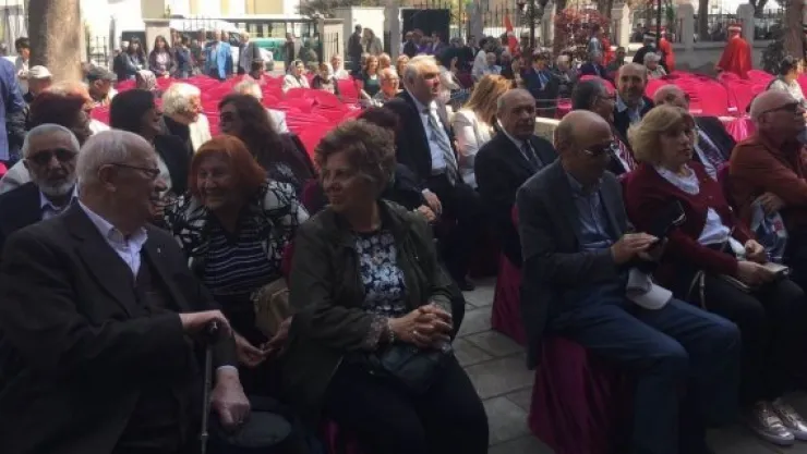 Eski mezunlar anıları yad etti