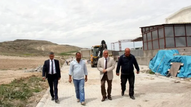 İncesu Belediyesi parke çalışmalarına devam ediyor