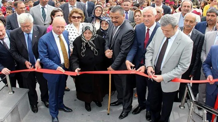 İşçi maaşı eğitim bağışı oldu