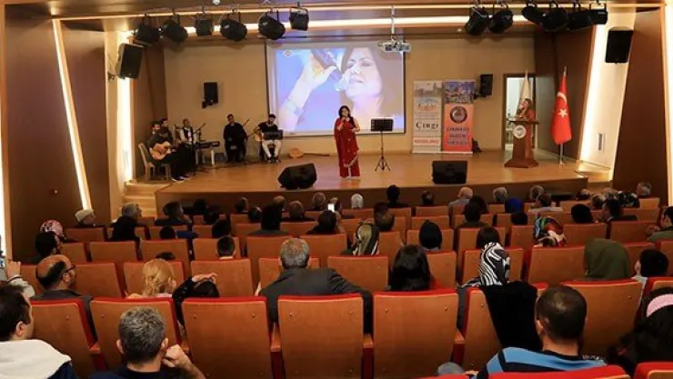 Talas'ta şiir ve türkü şöleni