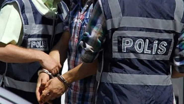 Uyuşturucu operasyonunda gözaltına alınan iki kişi tutuklandı