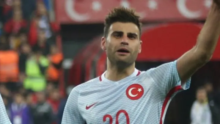Deniz Türüç, Milli Takım kampından ayrıldı