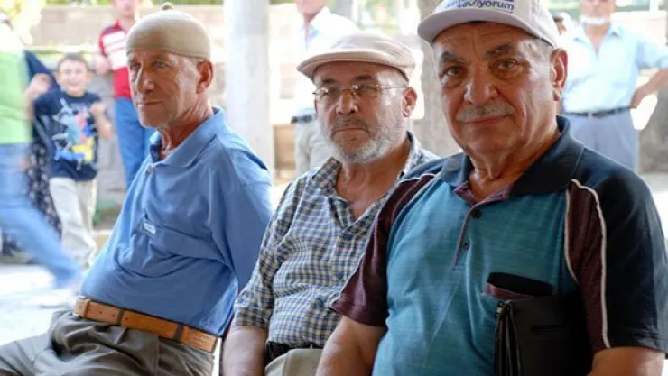 Emeklilik Yaşıyla İlgili Düzenleme Yapılmayacak