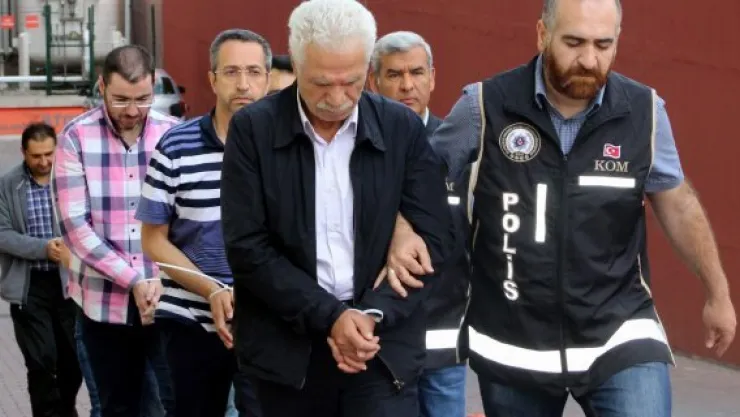 FETÖ'ye finanstan 5 kişi hakim karşısında