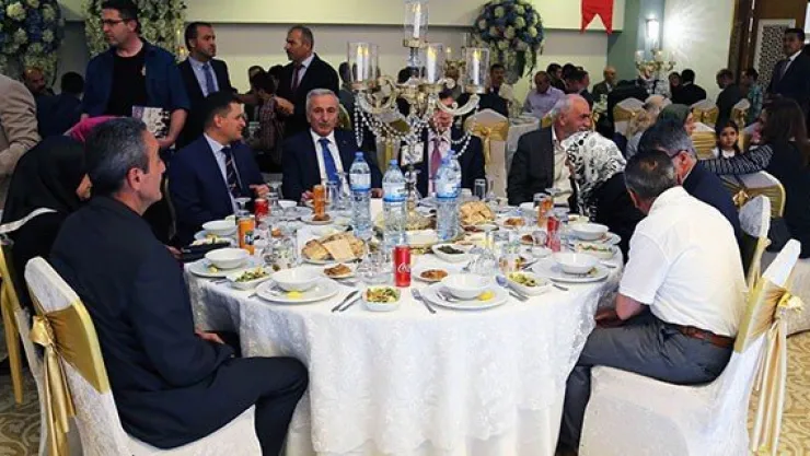 Kayseri Valiliği'nden şehit aileleri ve yakınlarına iftar yemeği
