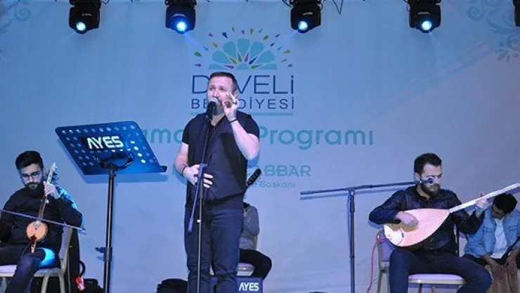 Talha Bora öge Develililerle buluştu