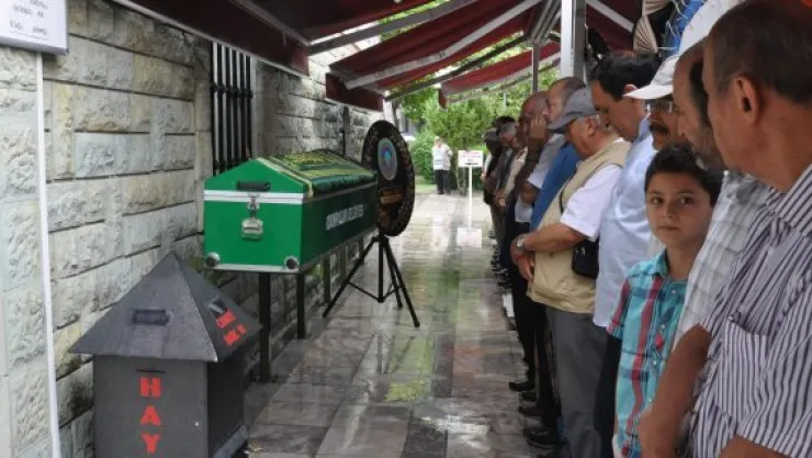 13. Dönem Milletvekili Ateşoğlu toprağa verildi
