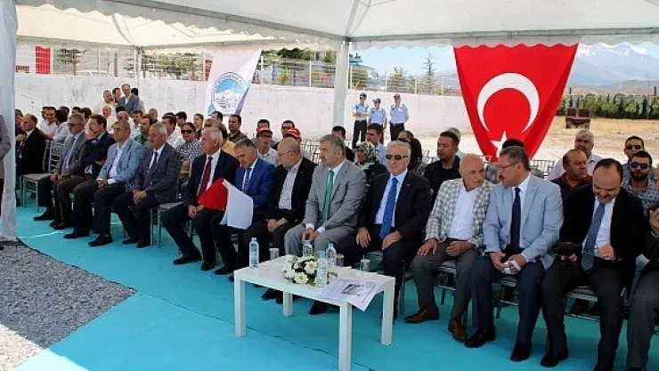 Büyükşehir Meslek Akademisi'nin temeli atıldı