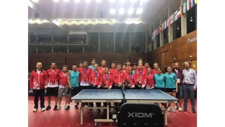 Masa Tenisi Yıldız Kız milli takımımız Avrupa 3.sü