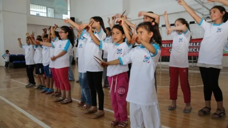 Melikgazi Belediyesi'nden Yaz Okulu Çocuk Şenliği