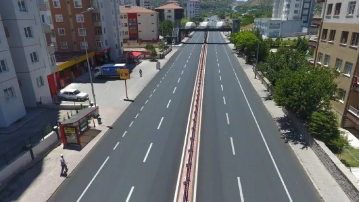 Melikgazi yolların bakım ve onarımına büyük önem veriyor