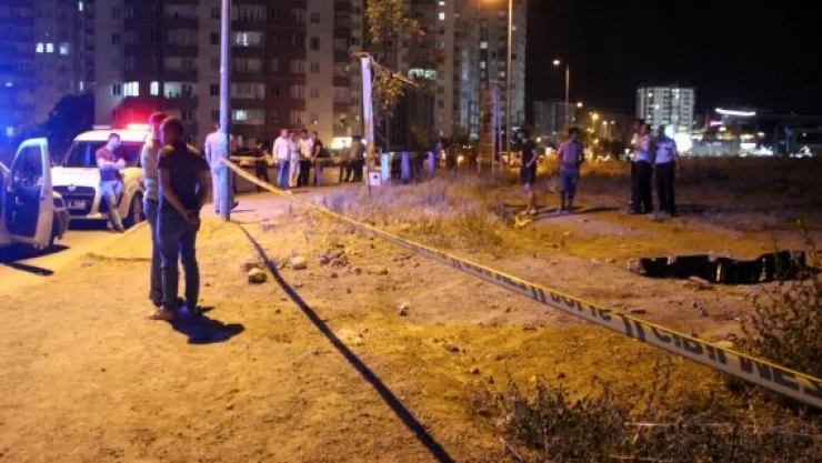 Motosikletten düşen çocuk öldü